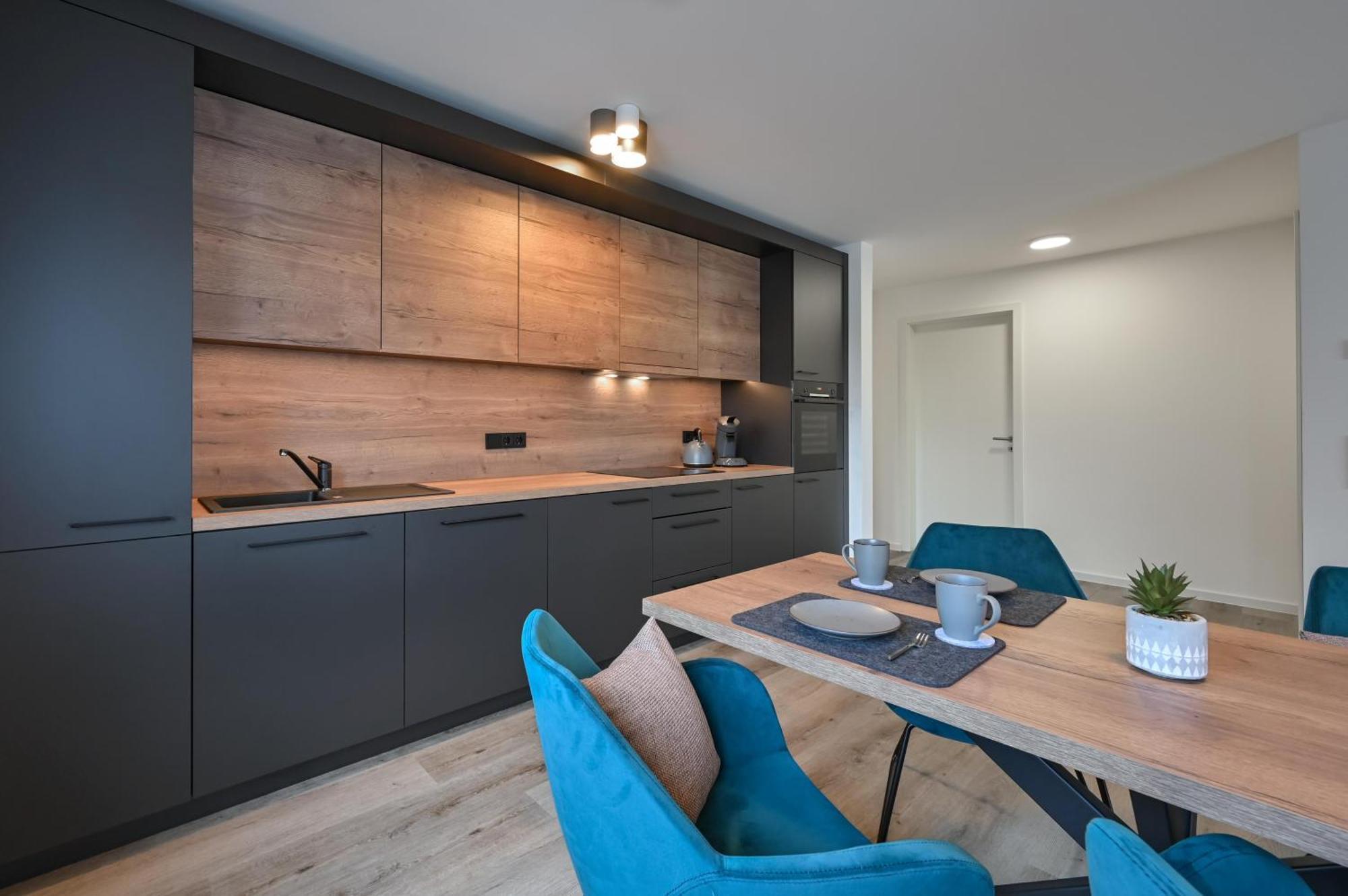 Apartment Stock Nr 4 *